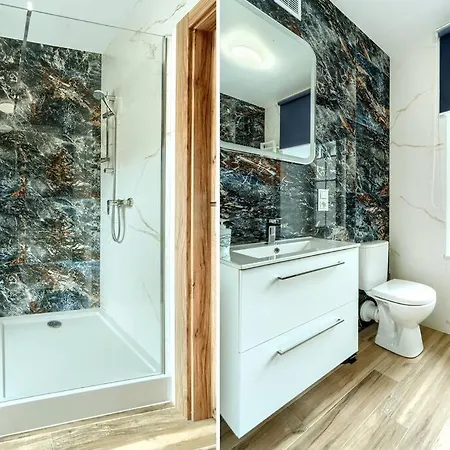 Happiness Holidays - Old Town 10 アパート