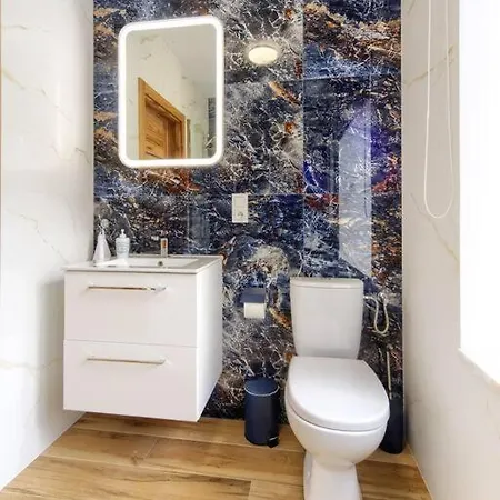 Apartment Happiness Holidays - Old Town 10 *